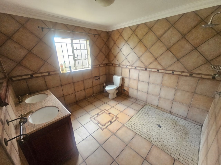 To Let 4 Bedroom Property for Rent in Mnandi Gauteng