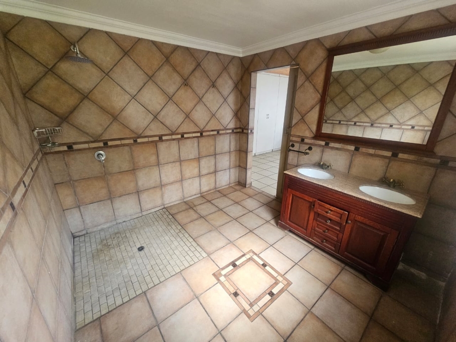 To Let 4 Bedroom Property for Rent in Mnandi Gauteng