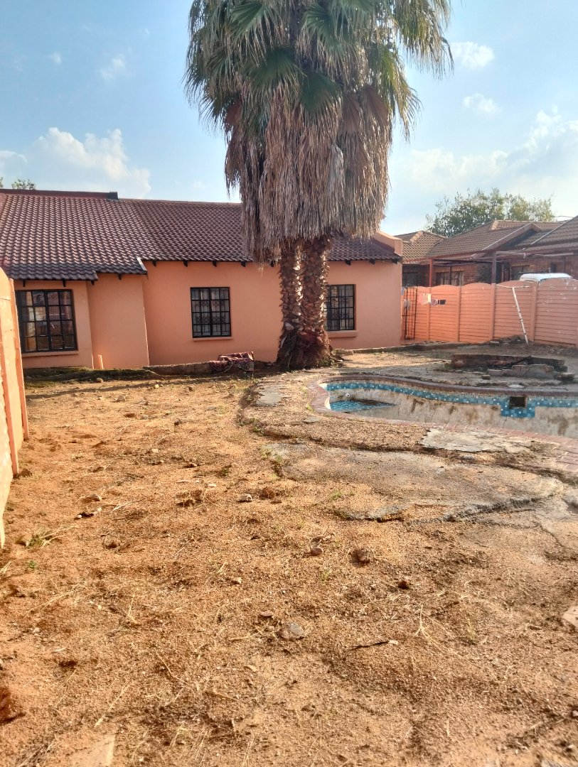 3 Bedroom Property for Sale in Elandspoort Gauteng