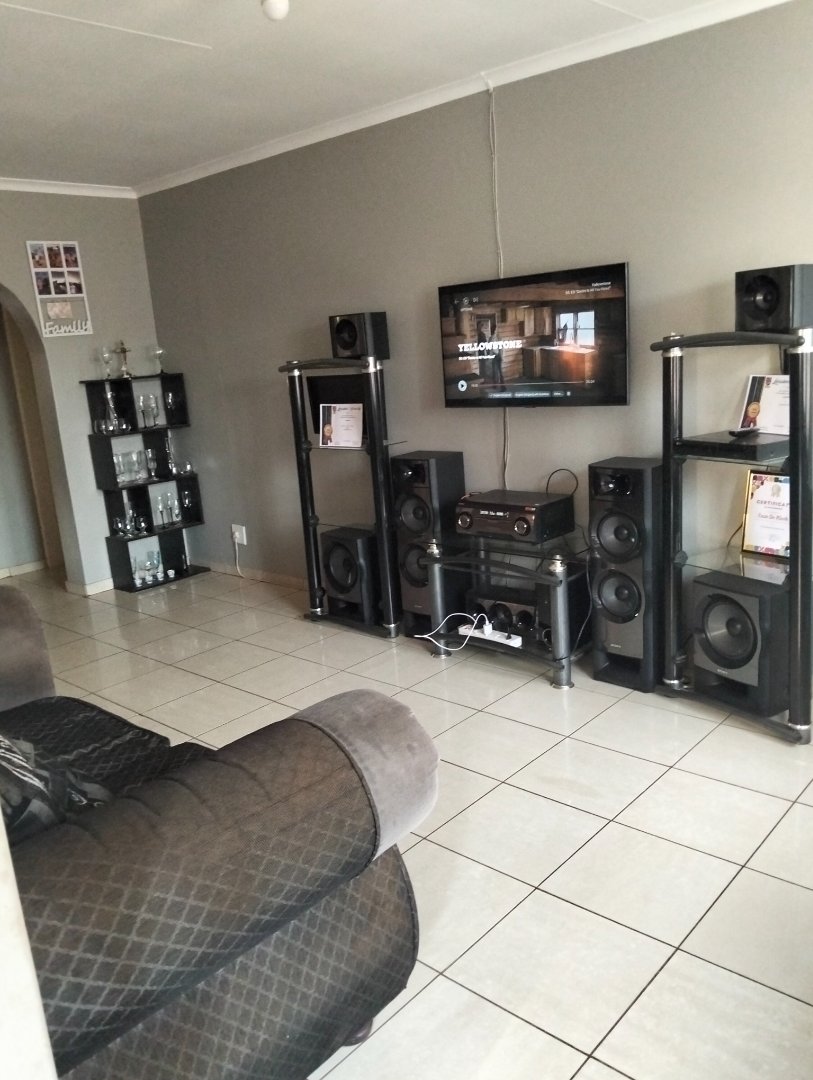 3 Bedroom Property for Sale in Elandspoort Gauteng