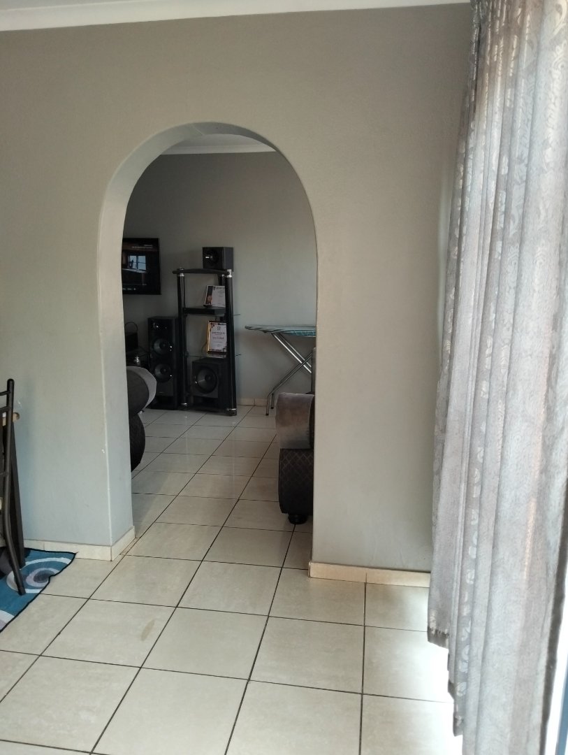 3 Bedroom Property for Sale in Elandspoort Gauteng