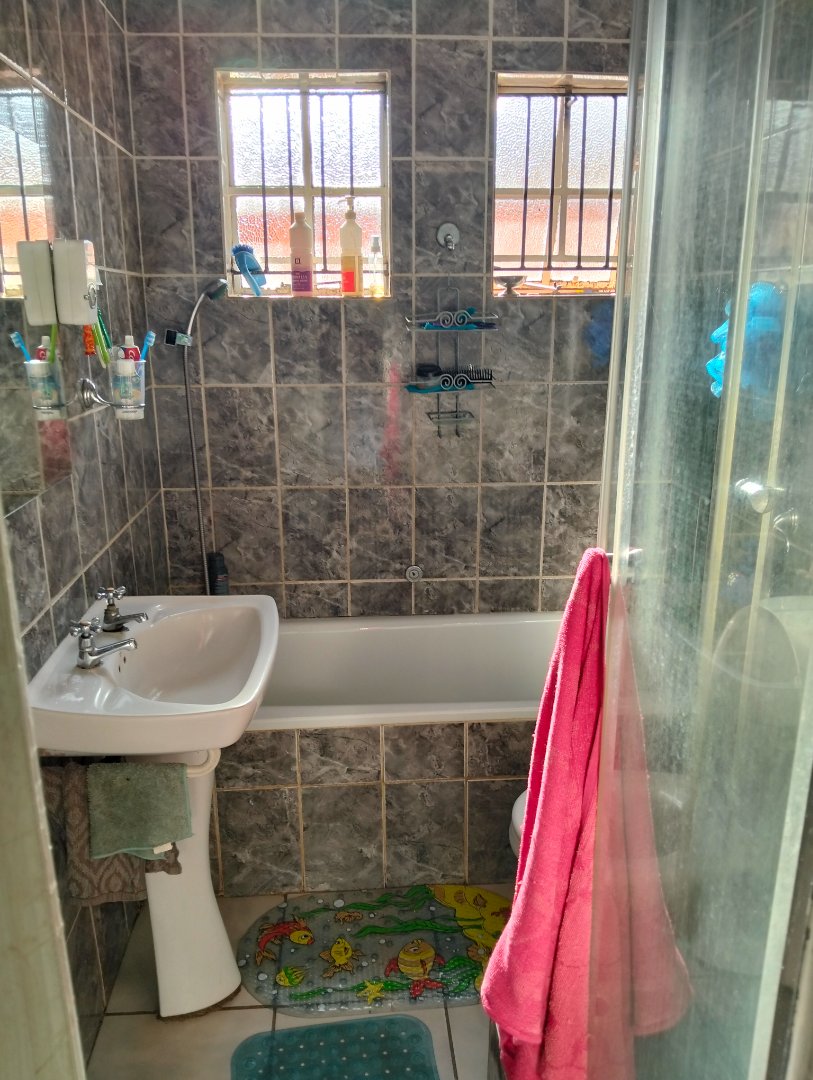 3 Bedroom Property for Sale in Elandspoort Gauteng