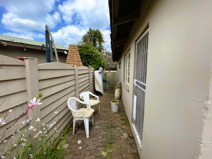 3 Bedroom Property for Sale in Minnebron Gauteng