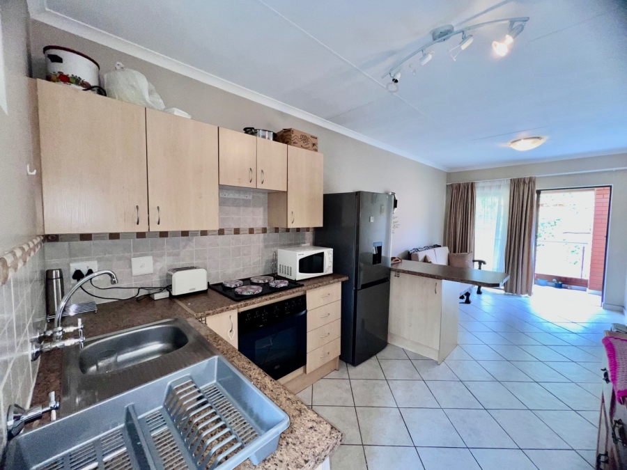 1 Bedroom Property for Sale in Die Wilgers Gauteng