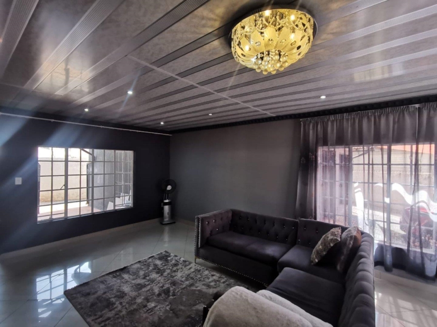 3 Bedroom Property for Sale in Amandasig Gauteng