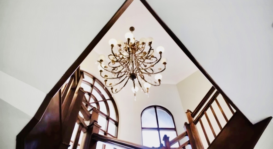 5 Bedroom Property for Sale in Silver Lakes Gauteng