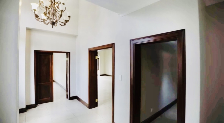 To Let 5 Bedroom Property for Rent in Silver Lakes Gauteng