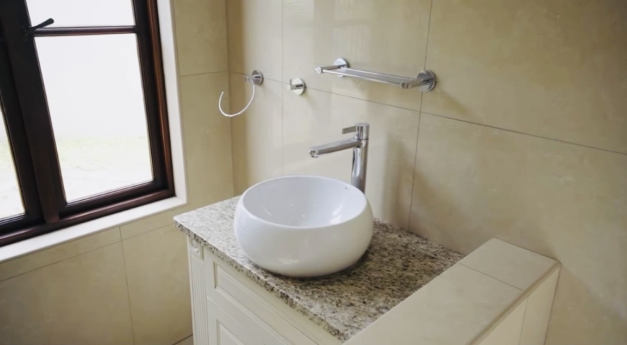 To Let 5 Bedroom Property for Rent in Silver Lakes Gauteng