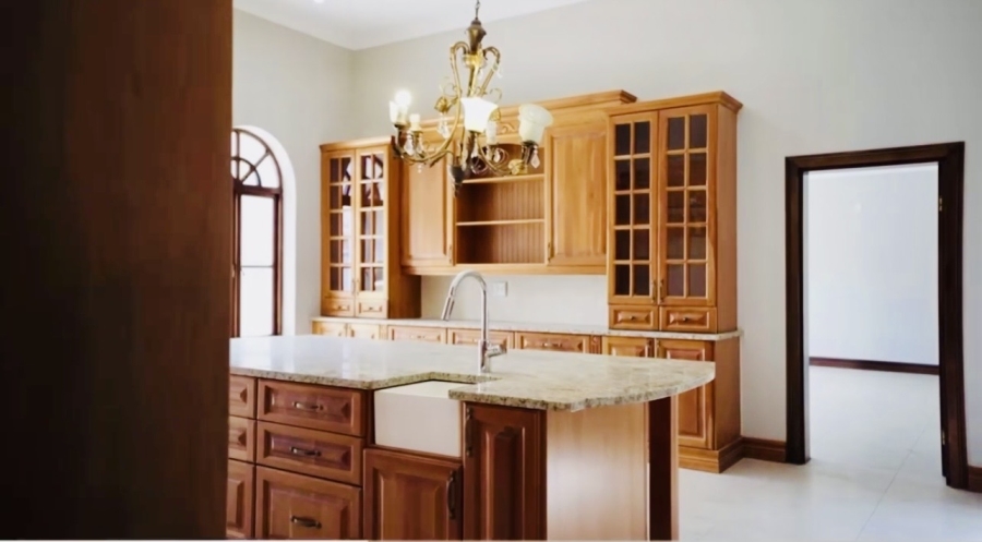 To Let 5 Bedroom Property for Rent in Silver Lakes Gauteng