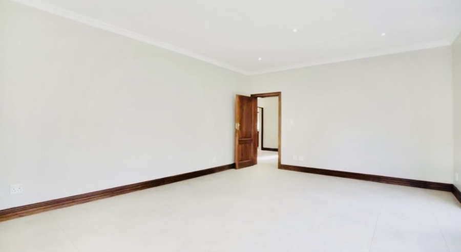 To Let 5 Bedroom Property for Rent in Silver Lakes Gauteng