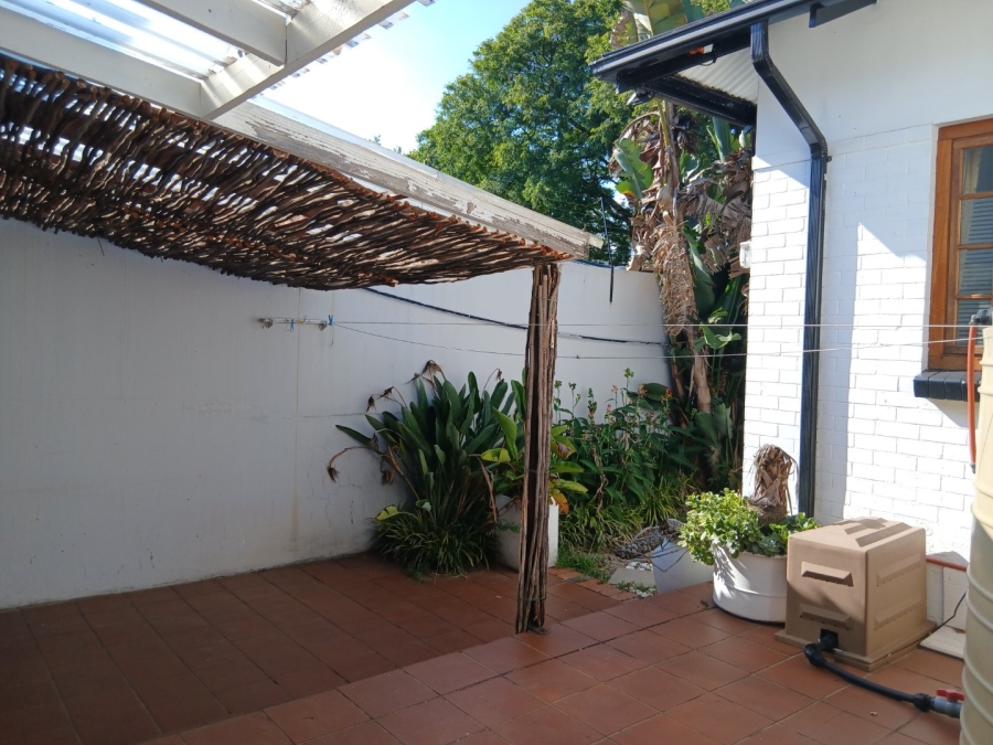 To Let 1 Bedroom Property for Rent in Parkhurst Gauteng
