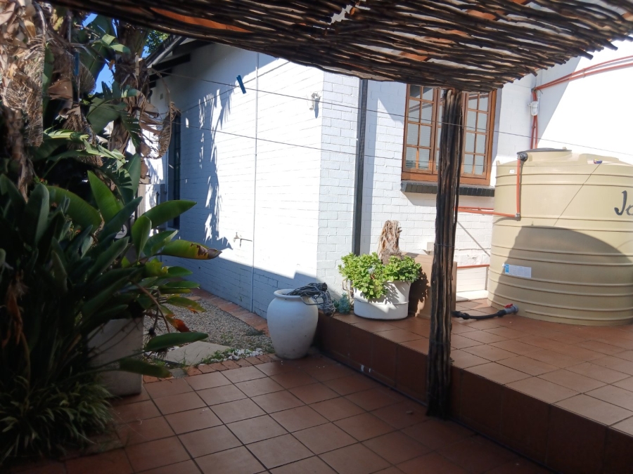 To Let 1 Bedroom Property for Rent in Parkhurst Gauteng