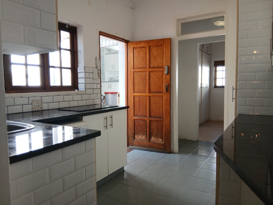 To Let 1 Bedroom Property for Rent in Parkhurst Gauteng