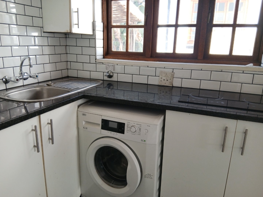 To Let 1 Bedroom Property for Rent in Parkhurst Gauteng
