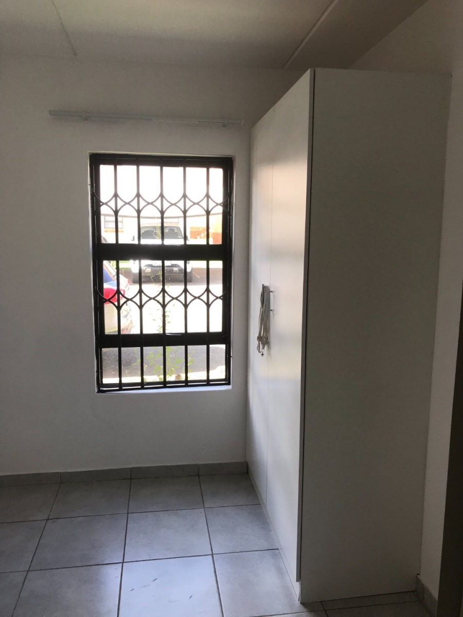 3 Bedroom Property for Sale in Lindhaven Gauteng