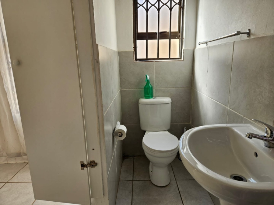 3 Bedroom Property for Sale in Lindhaven Gauteng