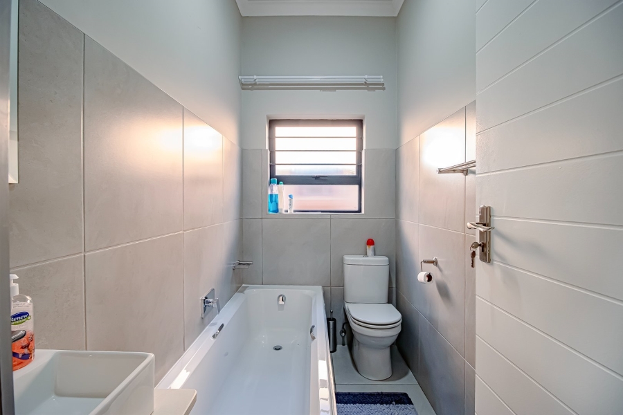 2 Bedroom Property for Sale in Annlin Gauteng