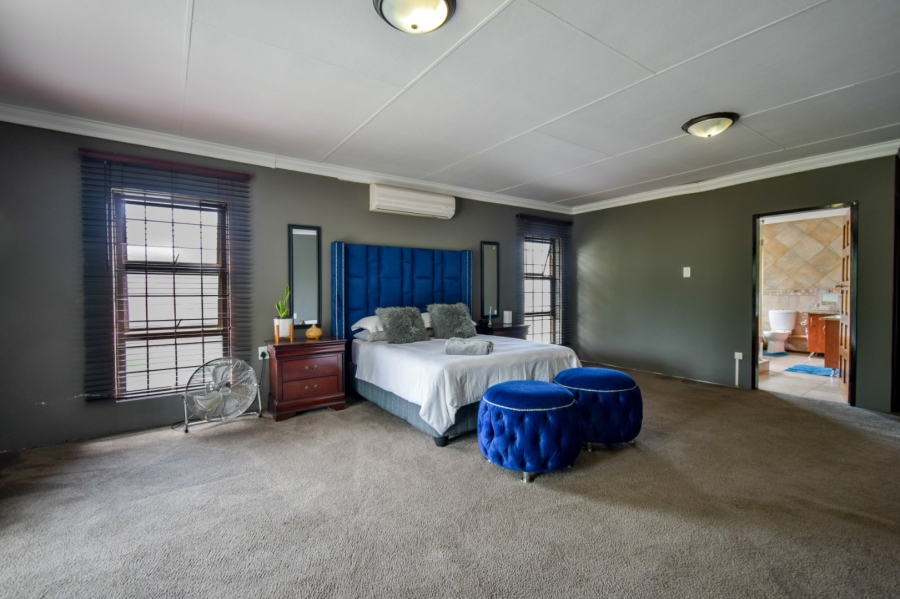 5 Bedroom Property for Sale in Gezina Gauteng