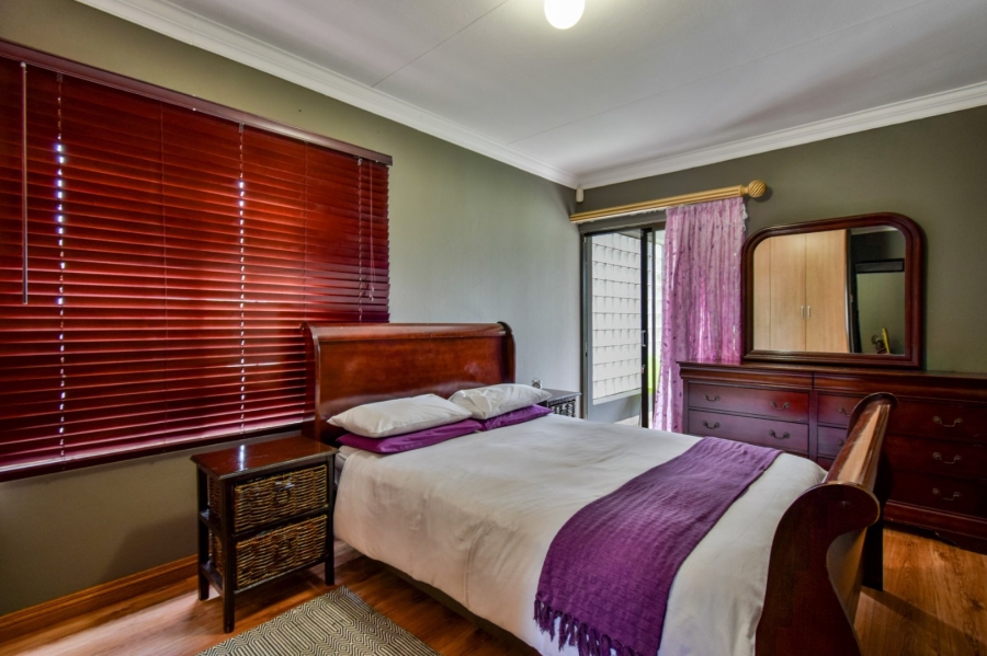 5 Bedroom Property for Sale in Gezina Gauteng