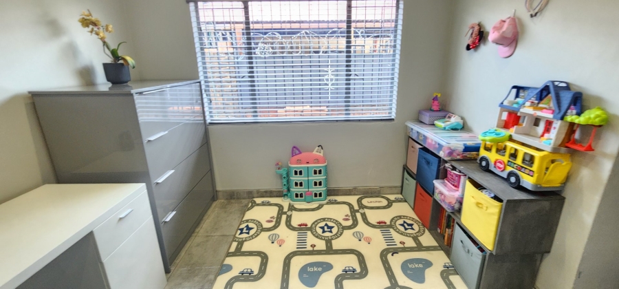 4 Bedroom Property for Sale in Laudium Gauteng