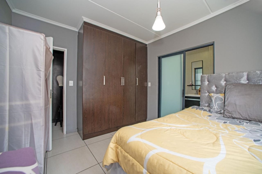 3 Bedroom Property for Sale in Greenstone Hill Gauteng