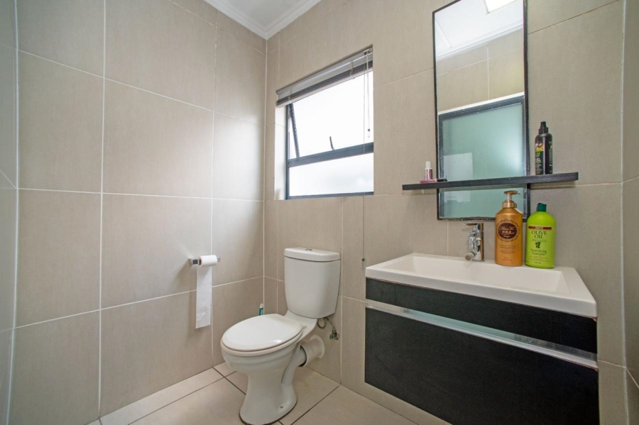 3 Bedroom Property for Sale in Greenstone Hill Gauteng