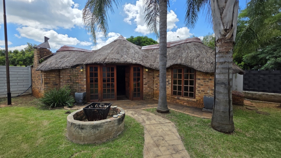 3 Bedroom Property for Sale in Montana Tuine Gauteng