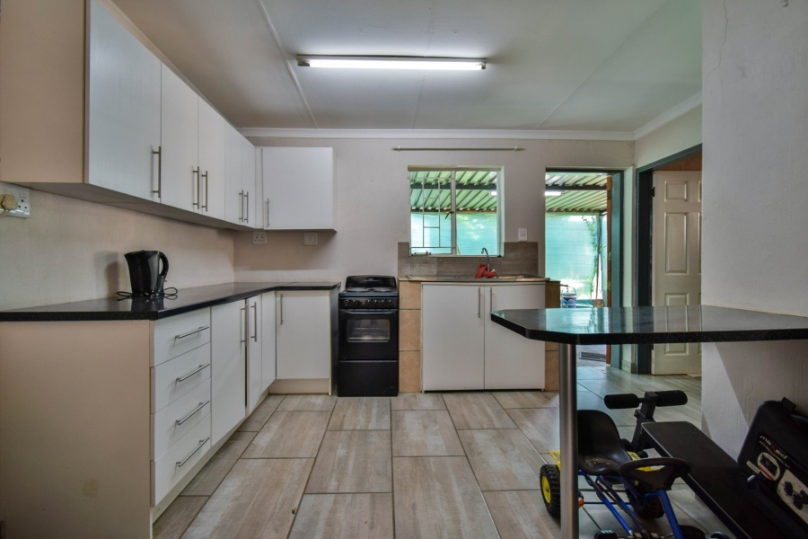 4 Bedroom Property for Sale in Sinoville Gauteng