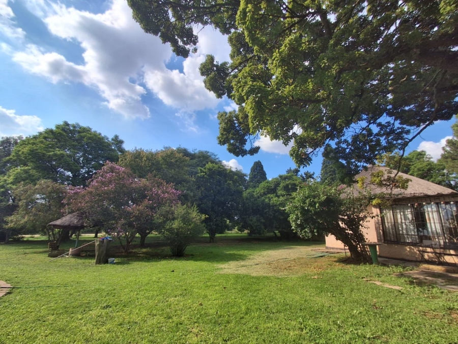  Bedroom Property for Sale in Blue Hills AH Gauteng