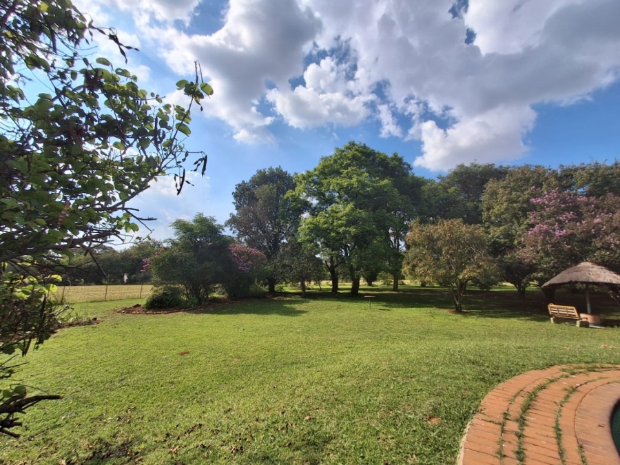  Bedroom Property for Sale in Blue Hills AH Gauteng