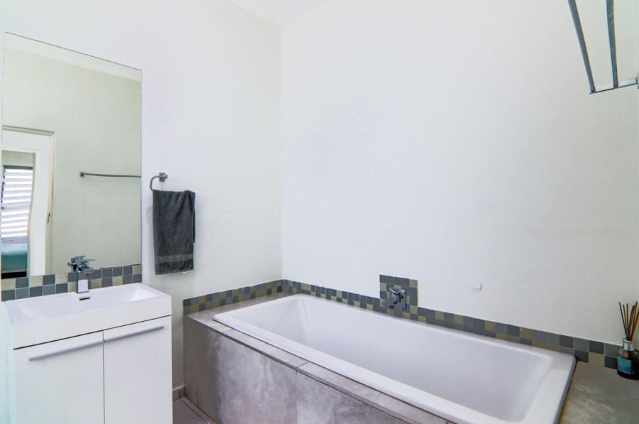 3 Bedroom Property for Sale in Edenburg Gauteng