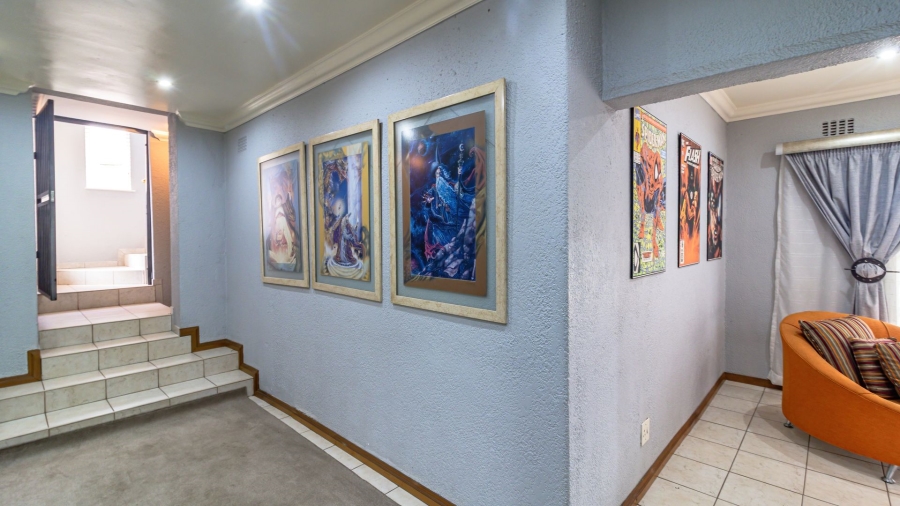 5 Bedroom Property for Sale in Glenvista Gauteng