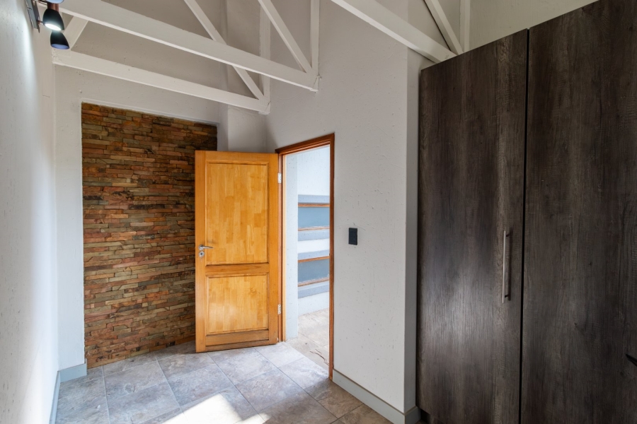 1 Bedroom Property for Sale in Serengeti Lifestyle Estate Gauteng