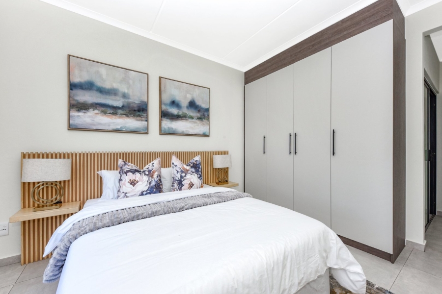 1 Bedroom Property for Sale in North Riding Gauteng