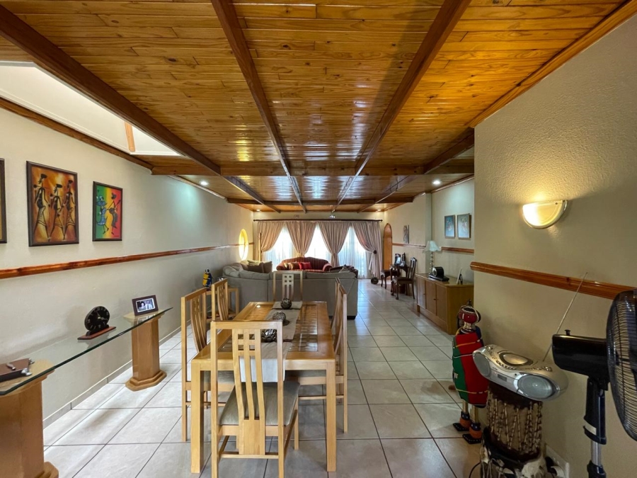 3 Bedroom Property for Sale in Dunnottar Gauteng