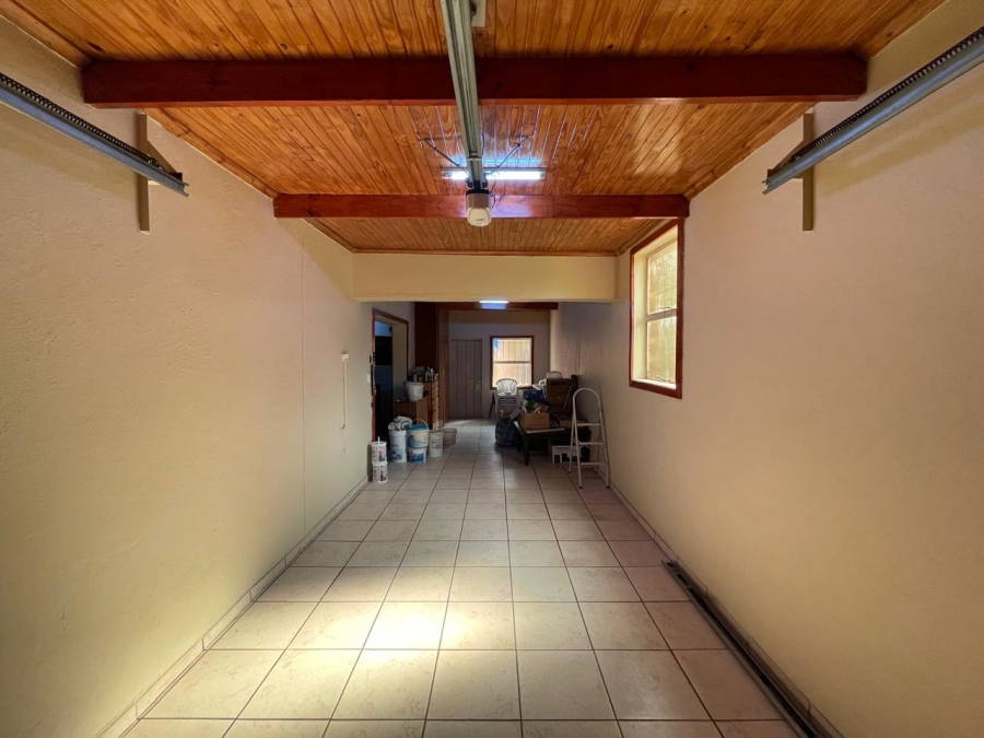 3 Bedroom Property for Sale in Dunnottar Gauteng