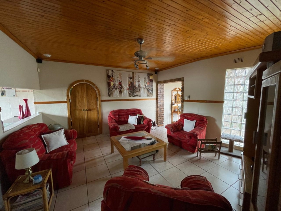 3 Bedroom Property for Sale in Dunnottar Gauteng