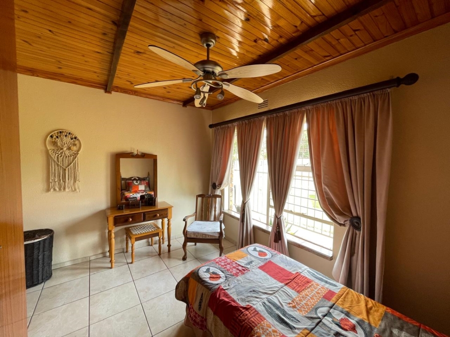 3 Bedroom Property for Sale in Dunnottar Gauteng