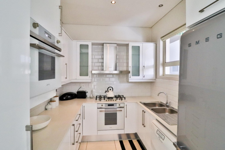 2 Bedroom Property for Sale in Dunkeld West Gauteng