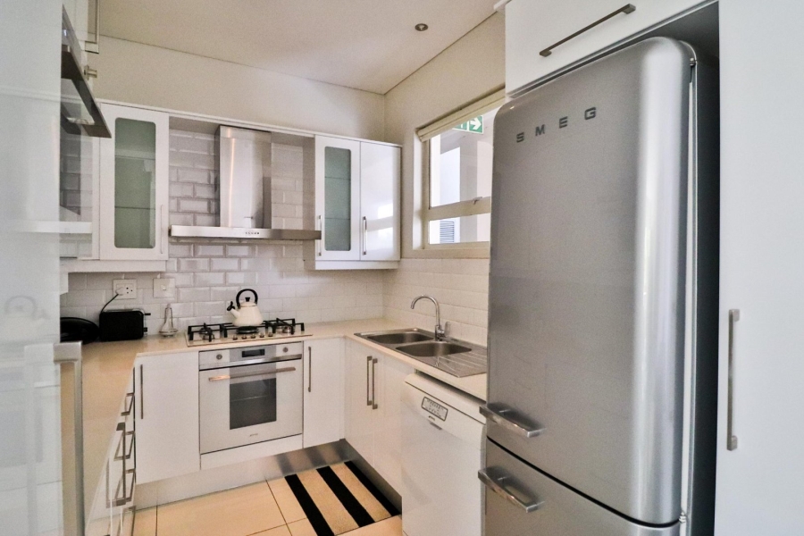 2 Bedroom Property for Sale in Dunkeld West Gauteng