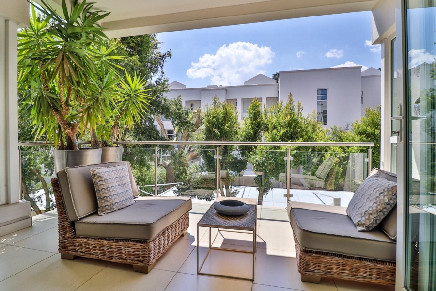 2 Bedroom Property for Sale in Dunkeld West Gauteng