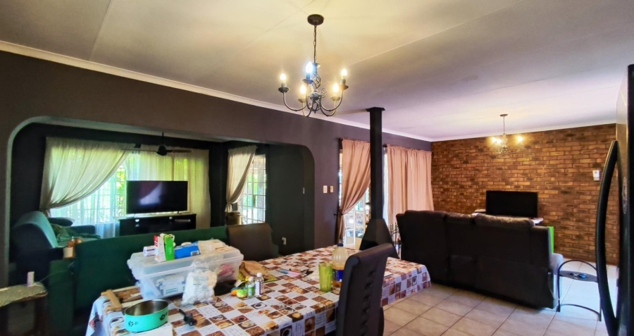 3 Bedroom Property for Sale in Selcourt Gauteng