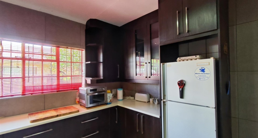 3 Bedroom Property for Sale in Selcourt Gauteng