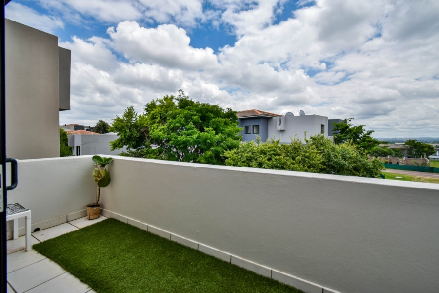 2 Bedroom Property for Sale in Lombardy Gauteng