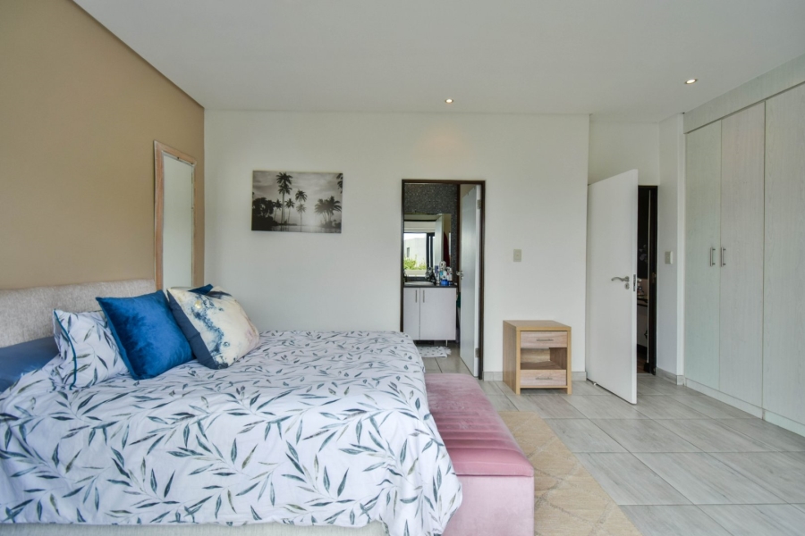 2 Bedroom Property for Sale in Lombardy Gauteng