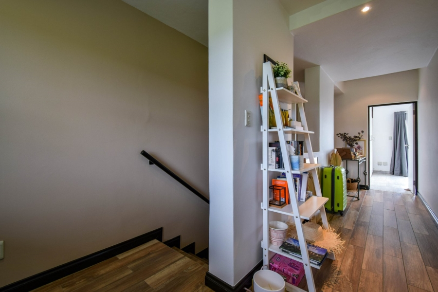 2 Bedroom Property for Sale in Lombardy Gauteng