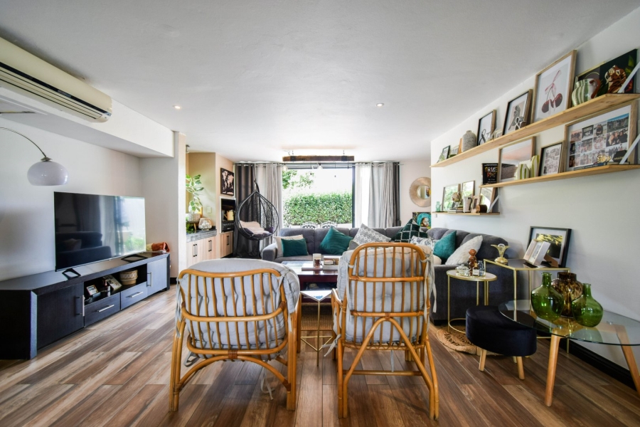 2 Bedroom Property for Sale in Lombardy Gauteng