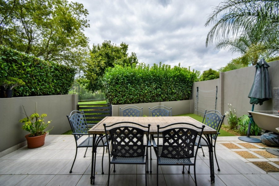 2 Bedroom Property for Sale in Lombardy Gauteng