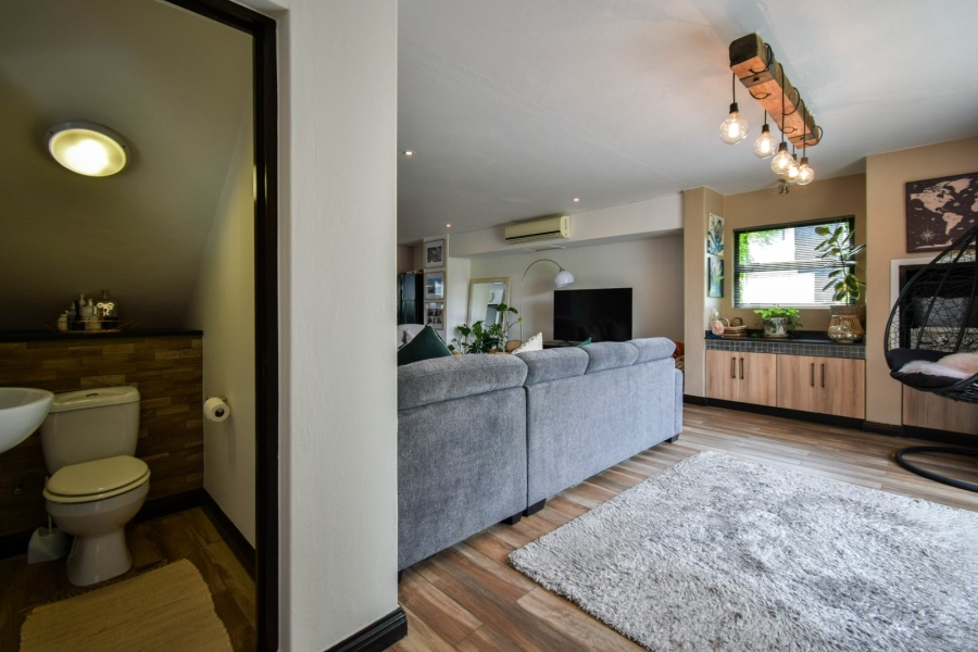 2 Bedroom Property for Sale in Lombardy Gauteng