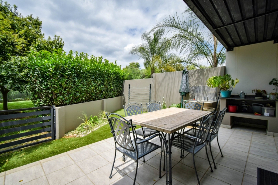 2 Bedroom Property for Sale in Lombardy Gauteng